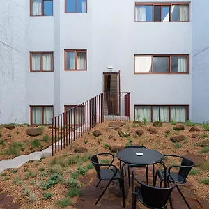 The Modernist Apartment